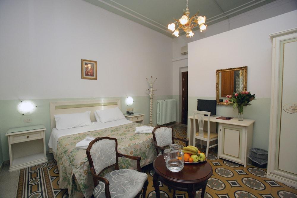 Hotel Desiree Florenz