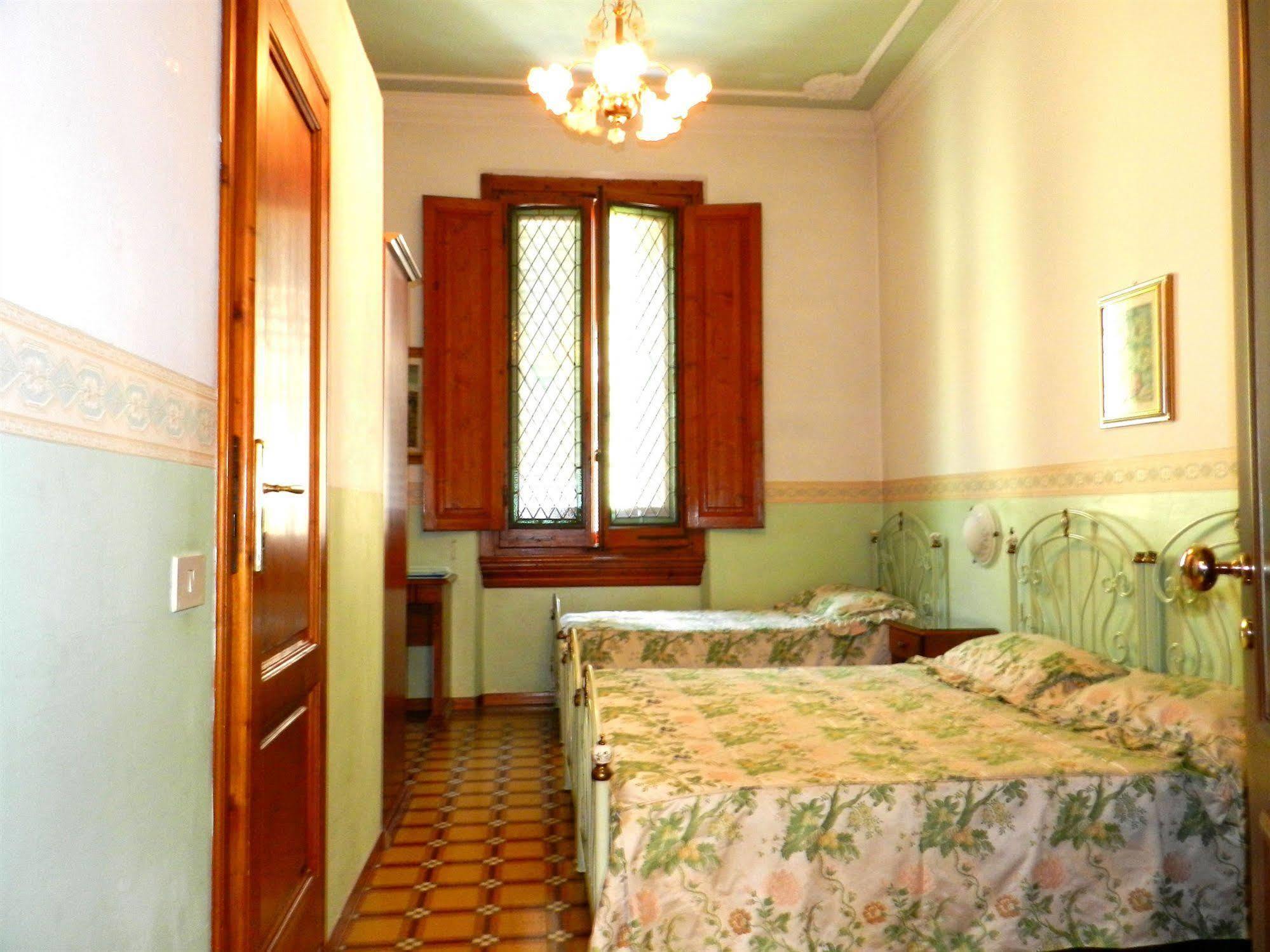 Desiree 3* Florenz